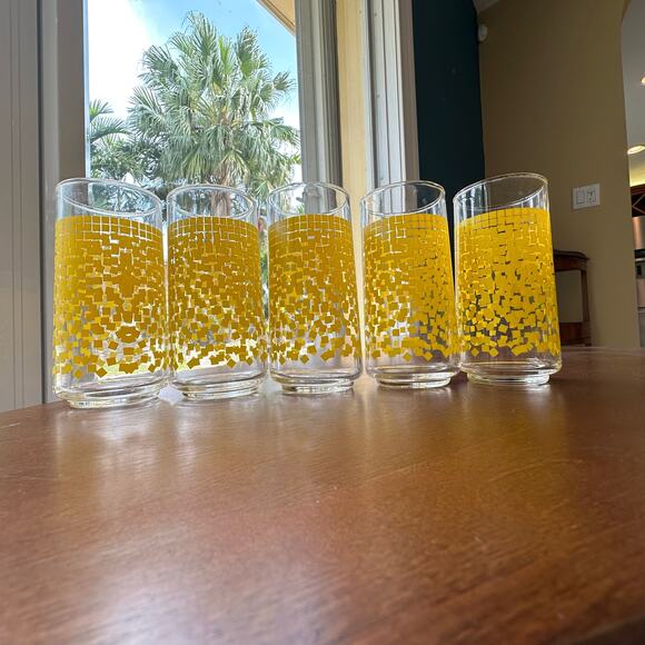 Vintage Yellow Water Glasses Tumblers Cascading Squares Set of 5 - Picture 5 of 8